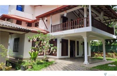 Luxury House in Unawatuna Beach (Near)